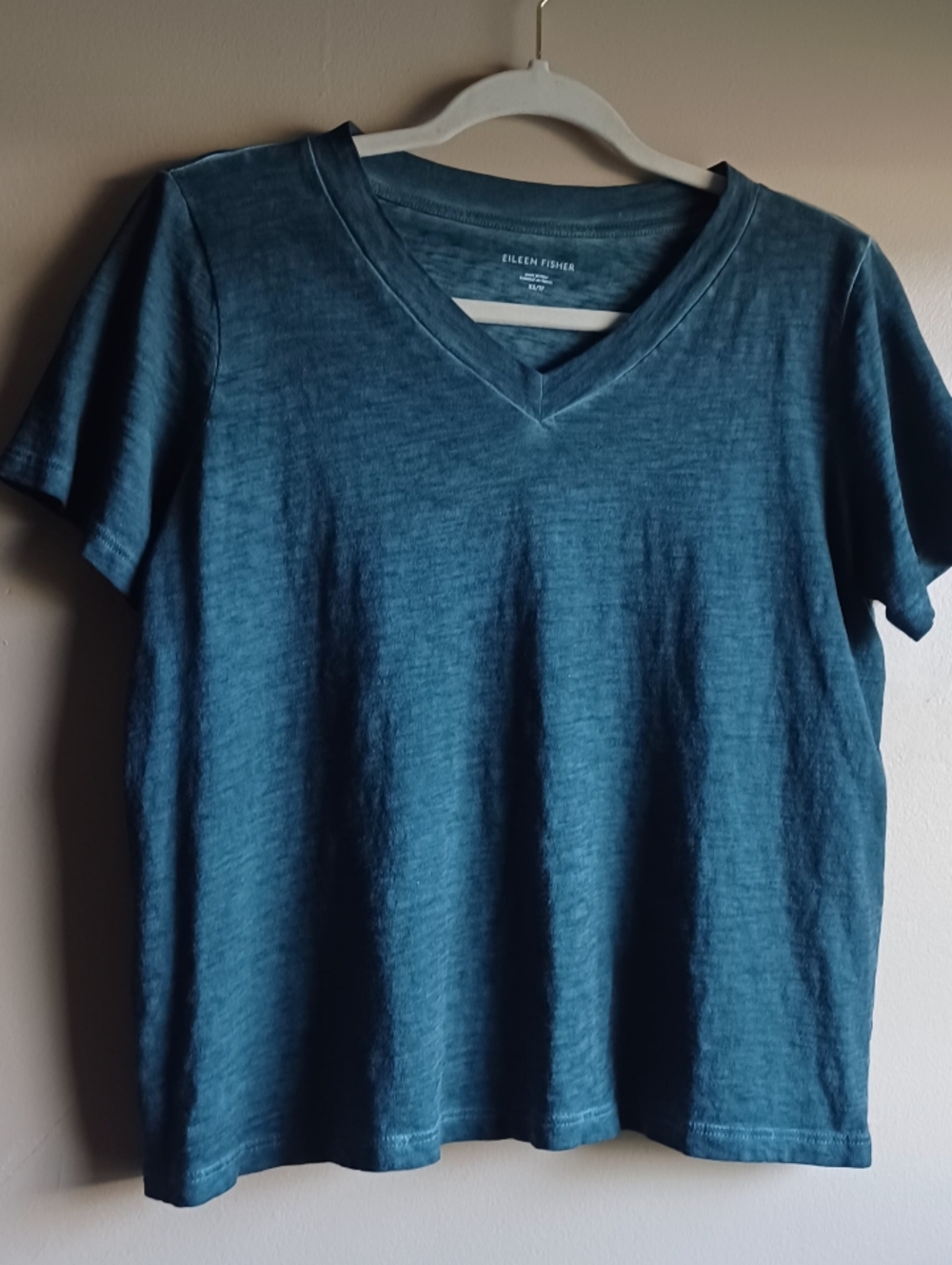 EILEEN FISHER OVERSIZED V-NECK ORGANIC COTTON T-SHIRT TEAL COLOR